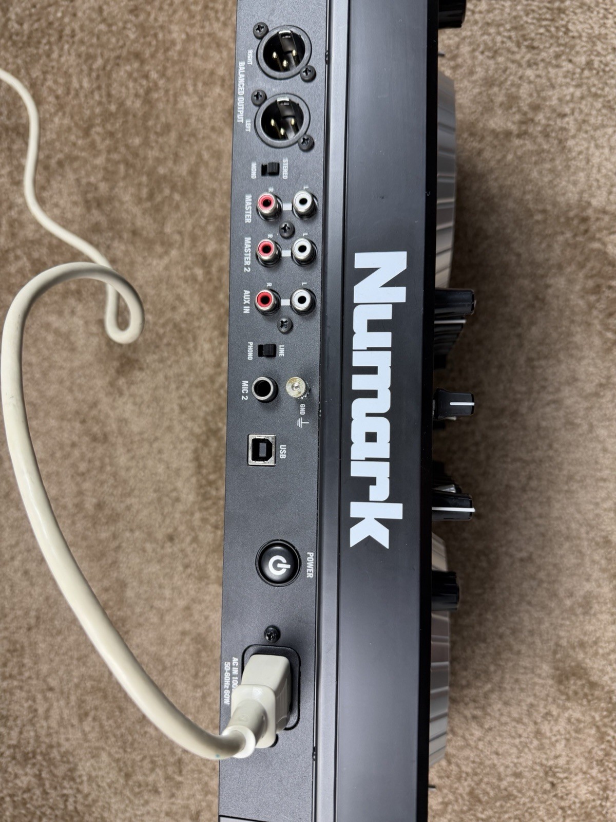 Numark MIXDECK EXPRESS DJ Controller
