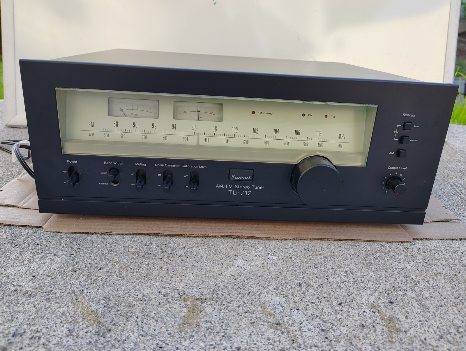 Sansui TU-717 AM/FM Stereo Tuner, Vintage High End, Tested Working, Japan