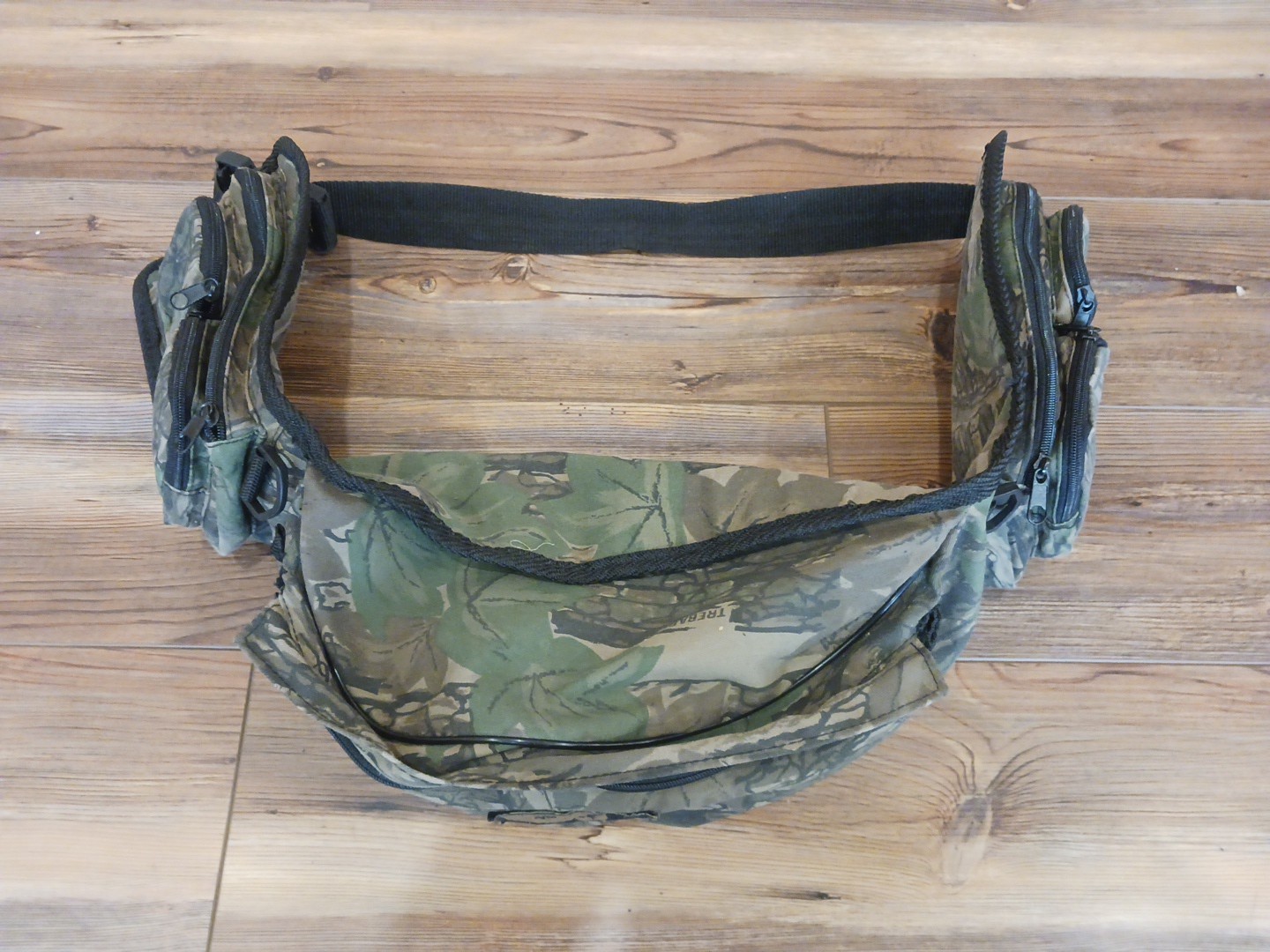 VINTAGE TREBARK CONCEAL HUNTING  CAMOUFLAGE WAIST FANNY PACK 7 POCKET BELT