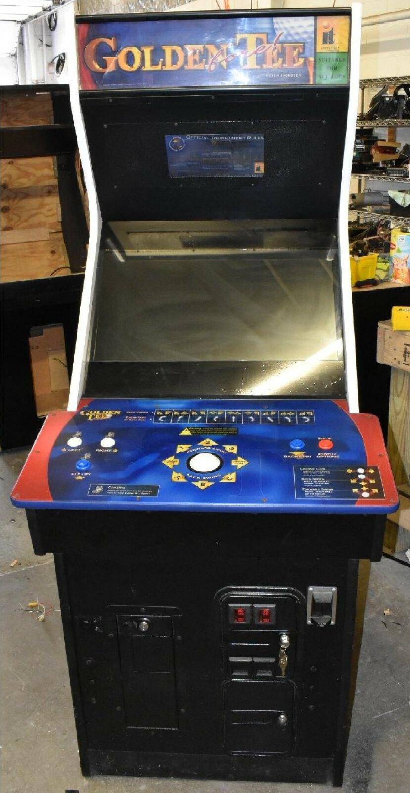 GOLDEN TEE ARCADE MACHINE (Excellent Condition)