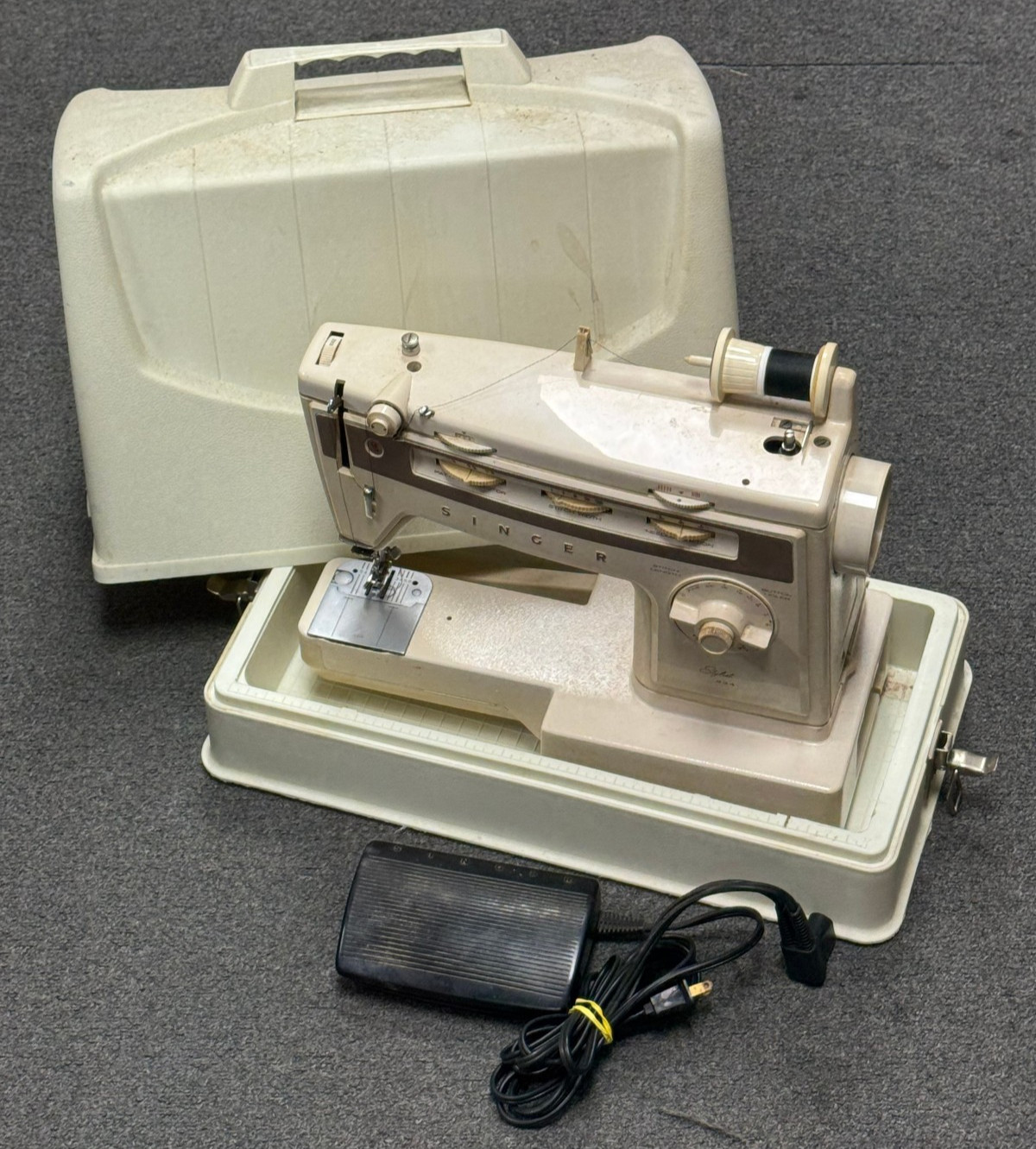Singer Stylist 834 Sewing Machine With Pedal GOOD USED CONDITION