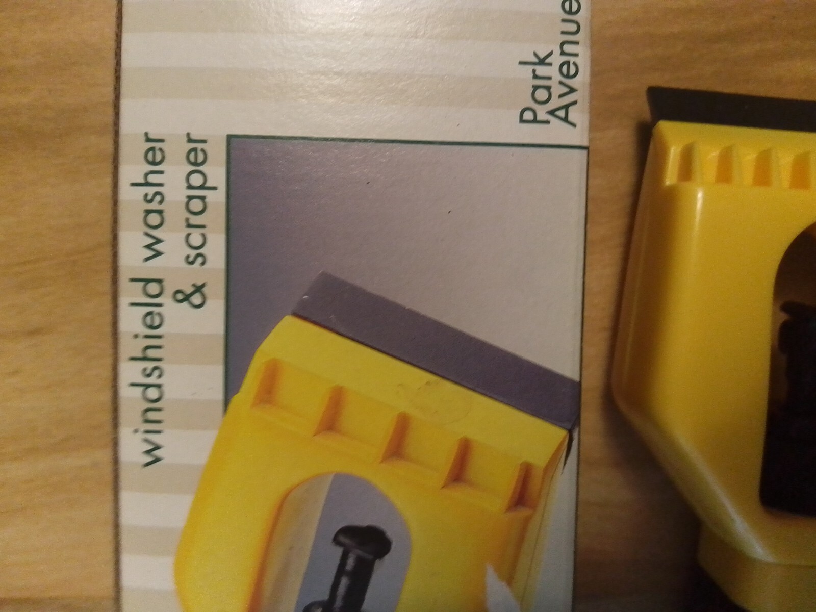 Vintage 1994 Park Avenue windshield washer Car Window Scraper Cleaner 10 inches