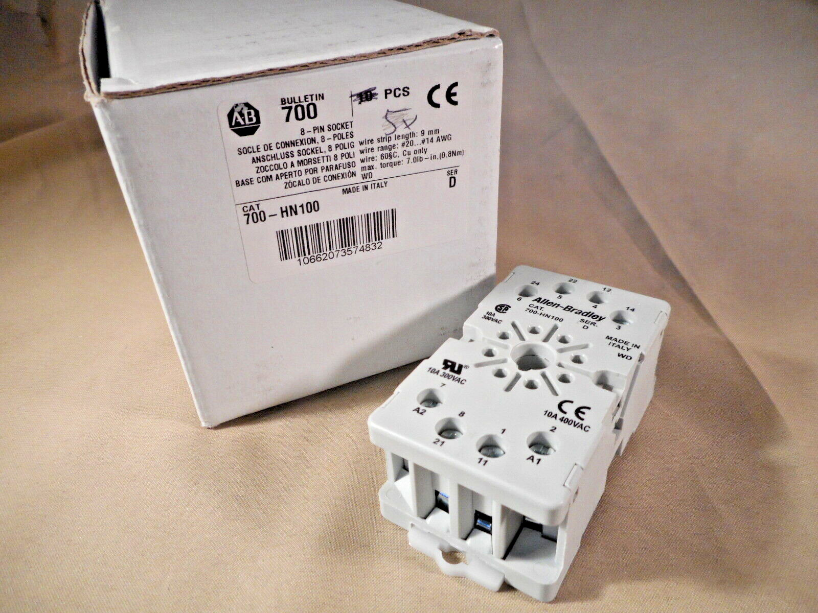 Allen Bradley 700-HN100 socket (NIB)