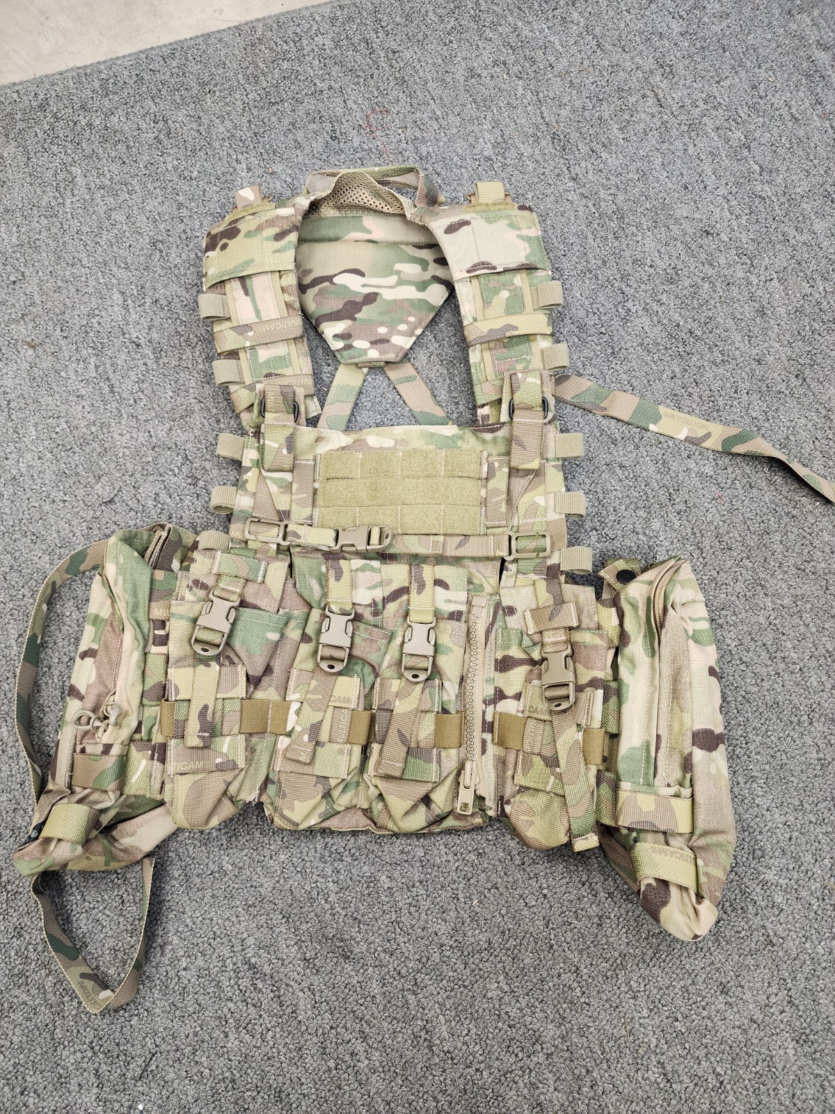 Crye Precision - AVS Detachable Chest Rig