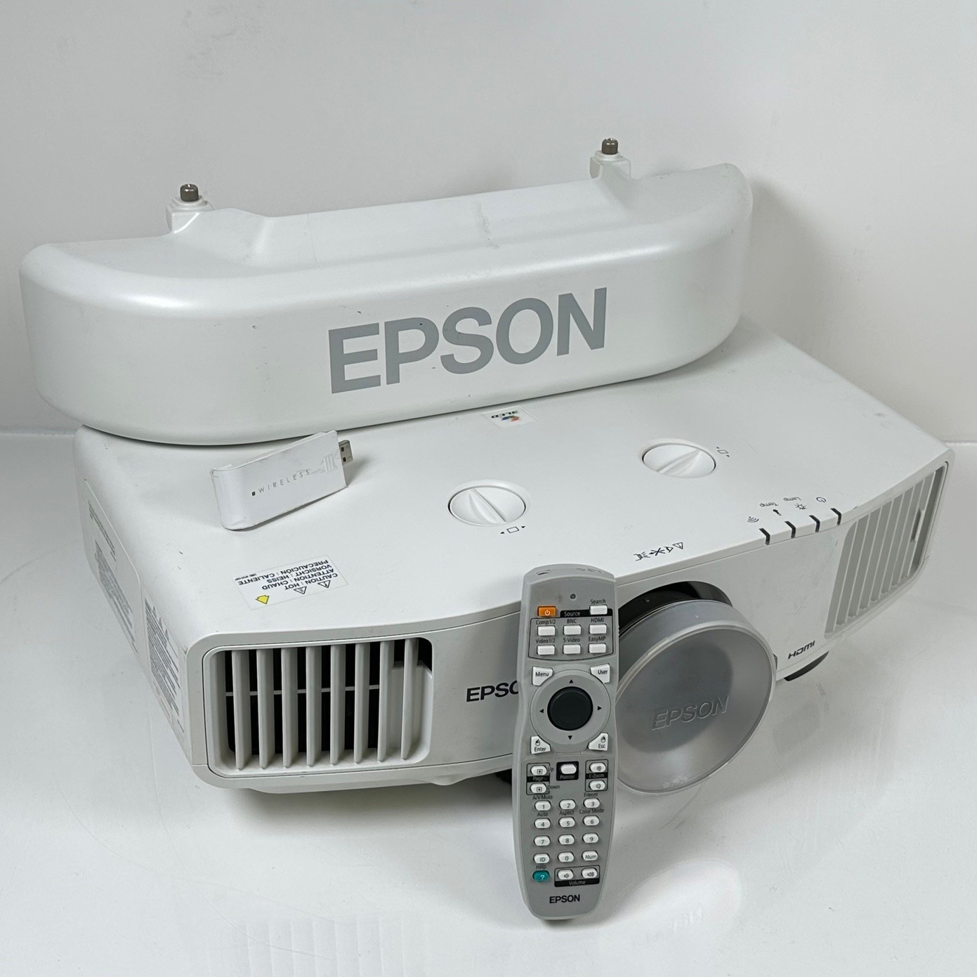 Epson PowerLite Pro G5350 XGA 1024x768 5000-Lumens 3LC H286A Projector (211 Hrs)