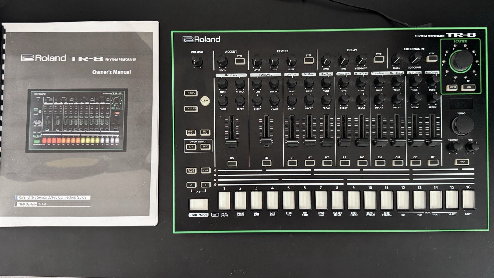 Roland TR-8 Sampler & Sequencer Drum Machine 16 Pads USB MIDI Built-in Effects