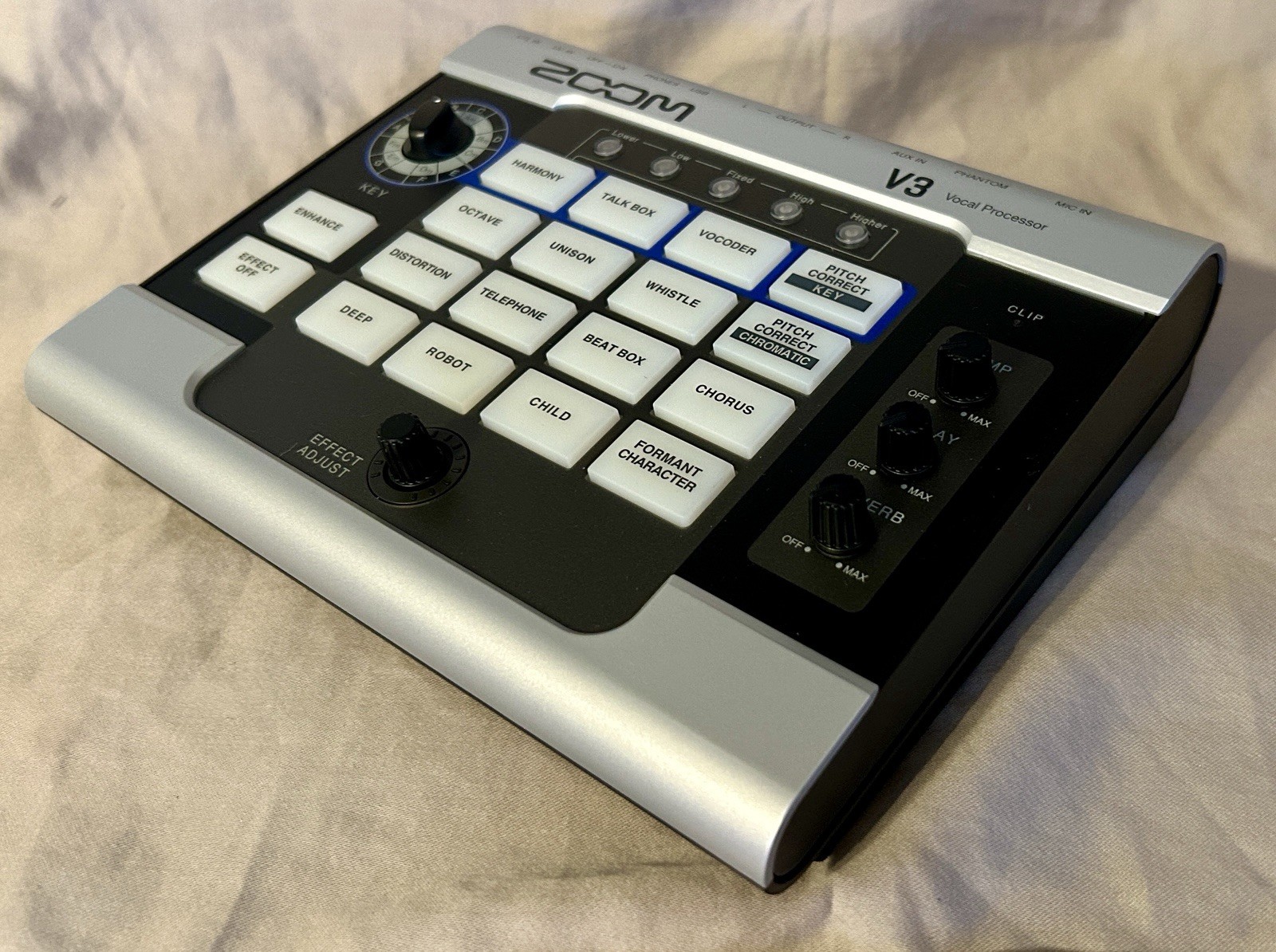 NEW Zoom V3 Vocal Processor USB Audio Interface 16 Voice Effect 3-Part Harmonies