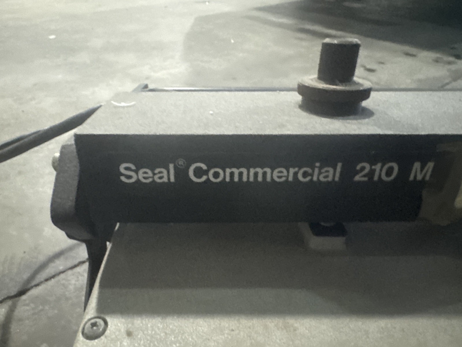 SEAL commercial 210 m DRY MOUNT PRESS
