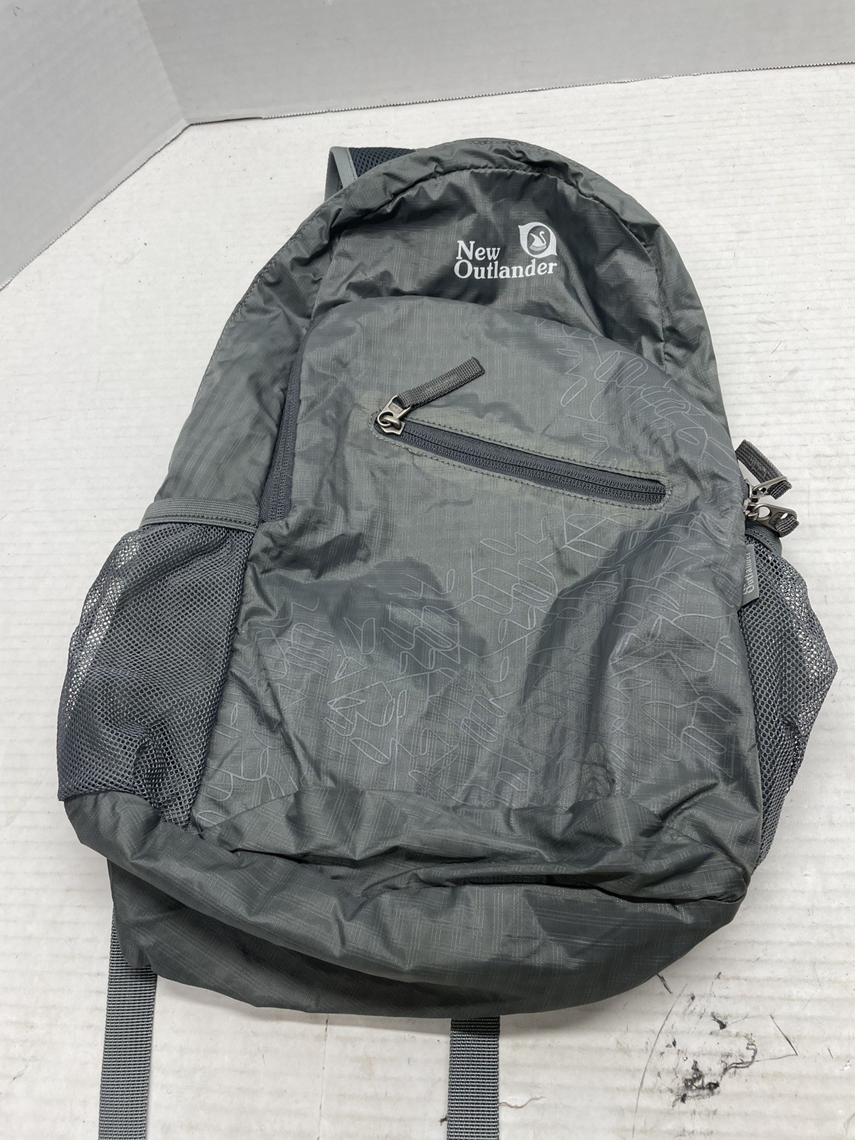 Outlander Lightweight Convertible Backpack - Black