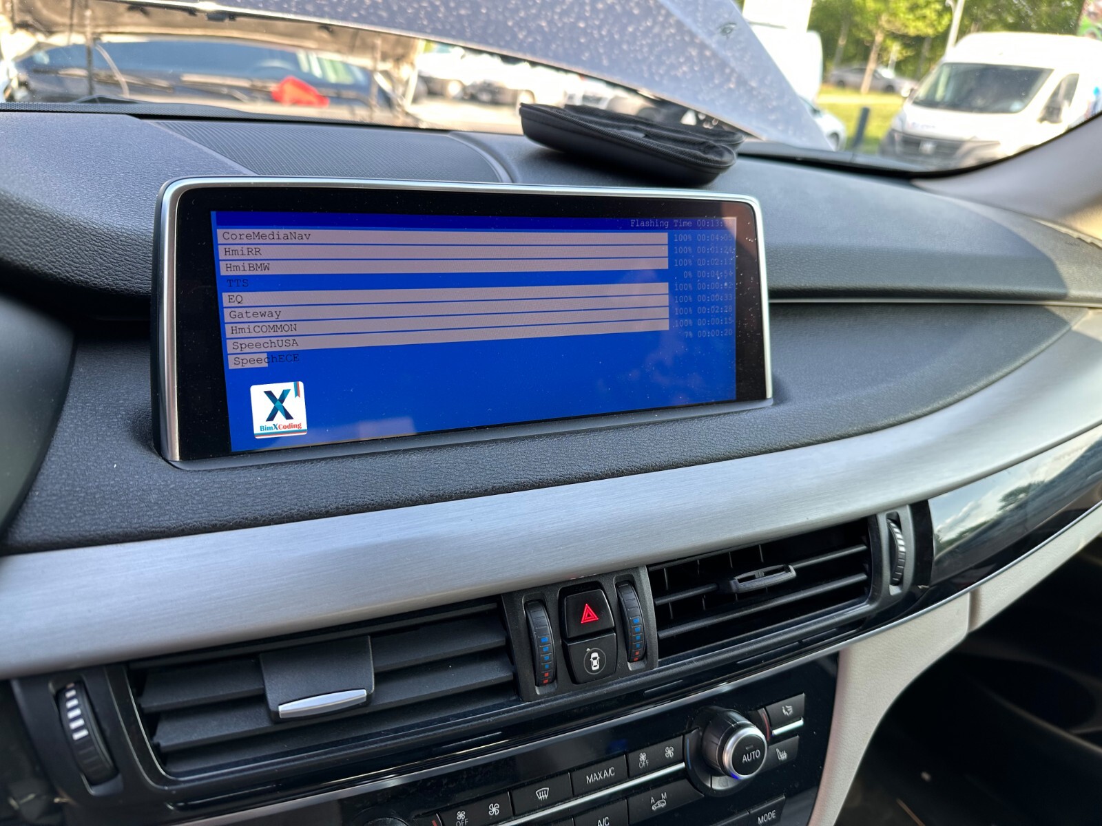 BMW iDrive Firmware/iLevel Flash Upgrade for CarPlay Full Screen