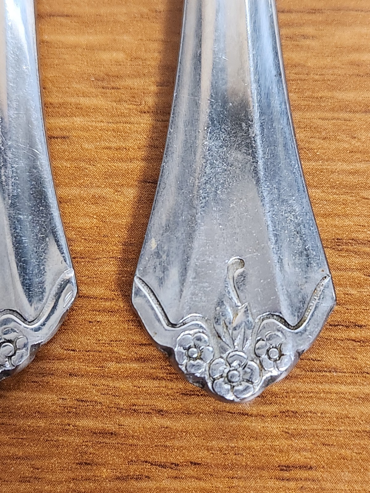 42 Piece Northland PERCEPTION Stainless Flatware Korea