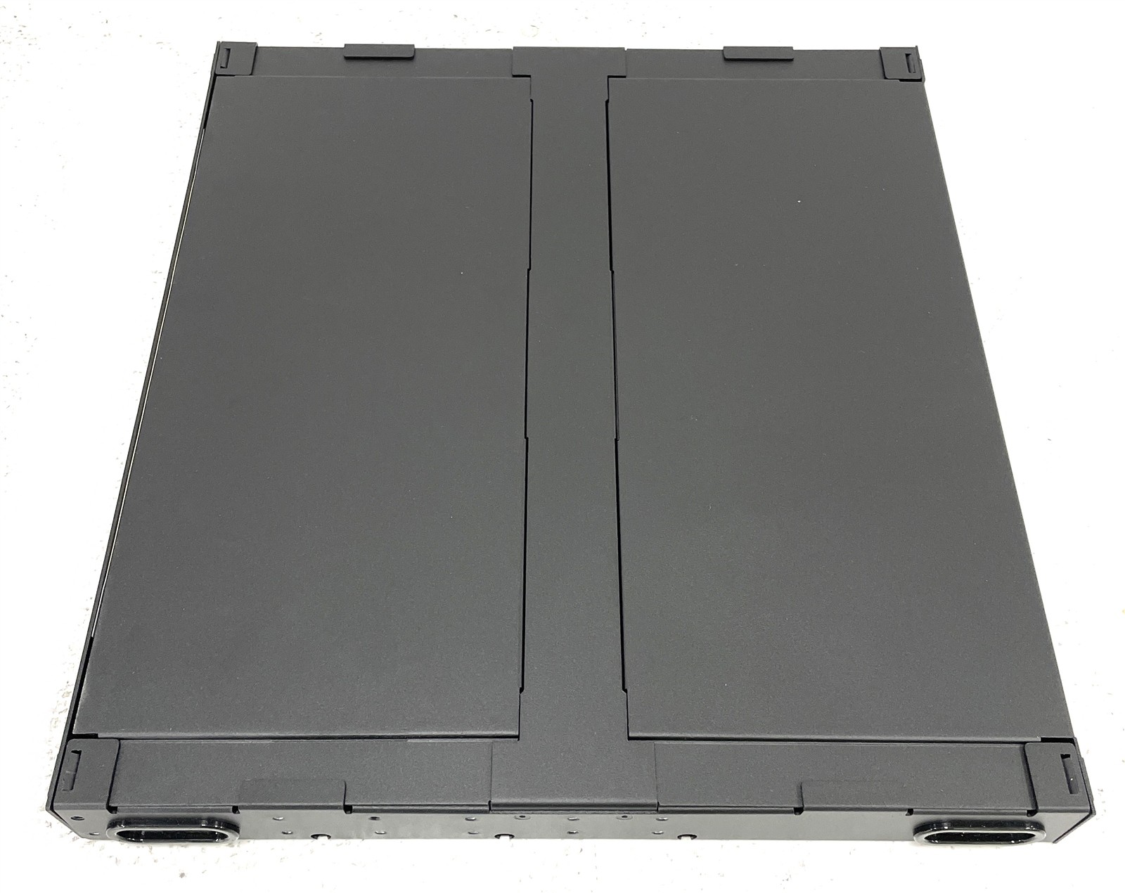 Open Box Cleerline SSF SSF-1RU-E3 Fiber Distribution Panel for 3 Plates or MTP