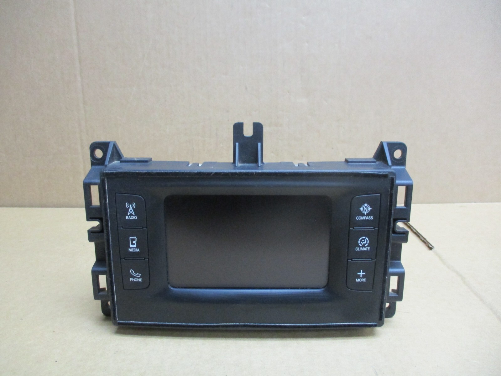 17 Jeep Grand Cherokee Radio Information Display Screen Monitor Dash 68292897
