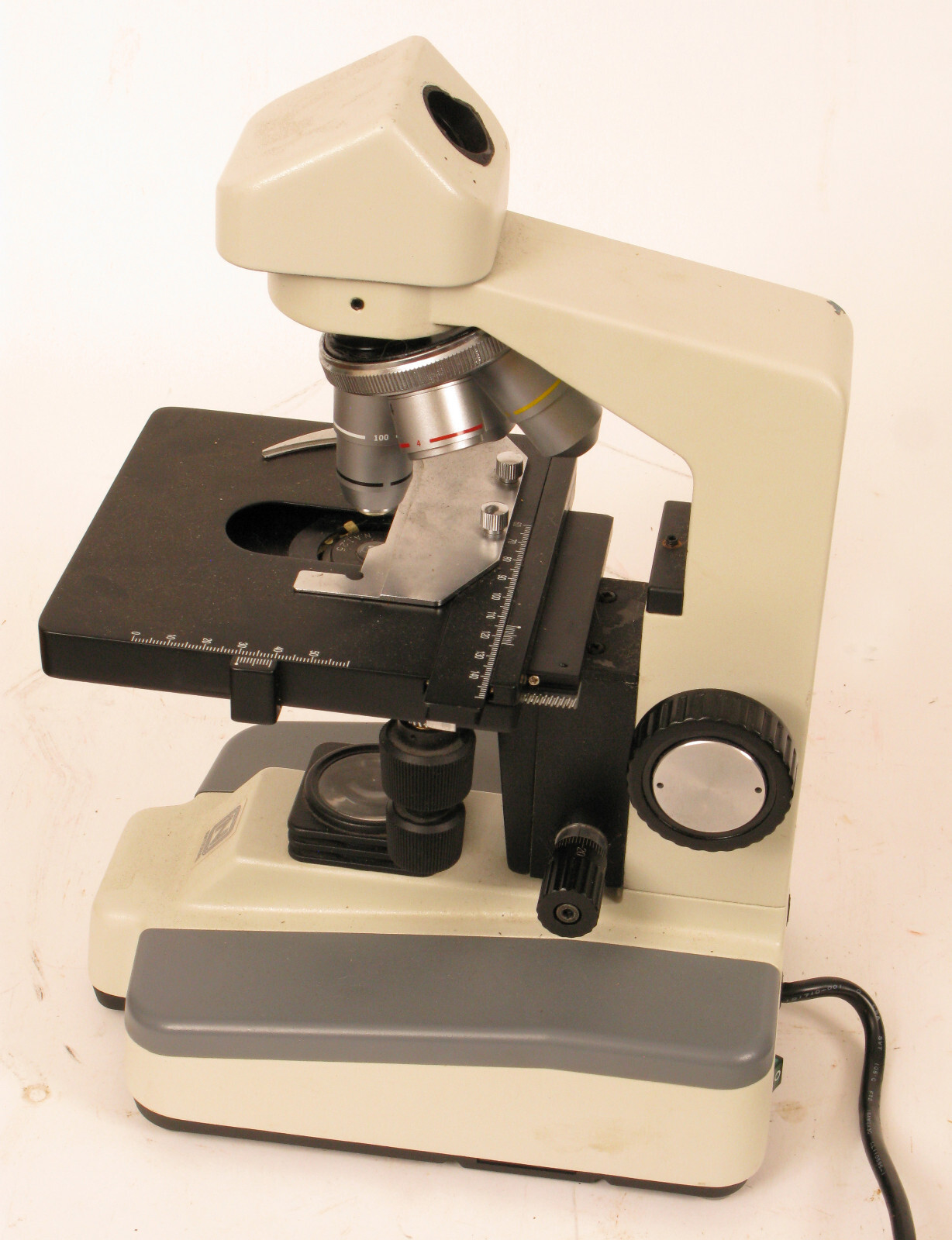 VINTAGE NATIONAL THREE LENS MICROSCOPE BIOLOGY SCIENCE JEWELRY DIAMONDS MACRO !
