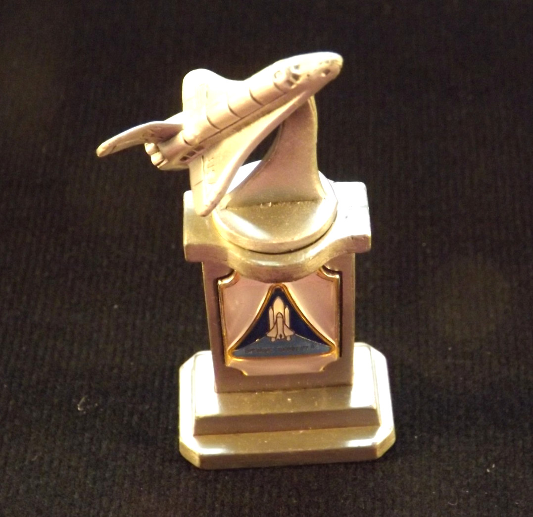 Space Shuttle Statue Paper Weight Award No Maker Marks Silver Toned Tail Bent