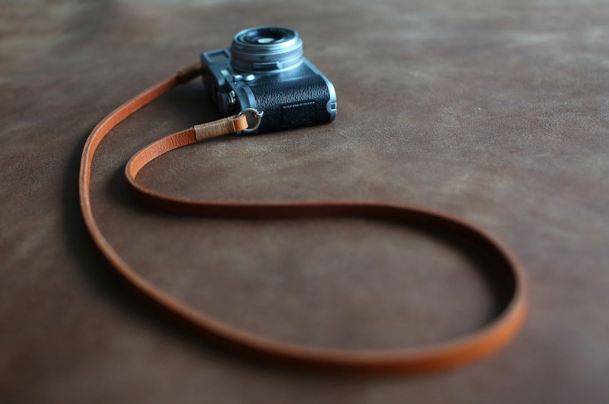 8mm simple brown leather thicken handmade Camera neck shoulder strap | Windmup