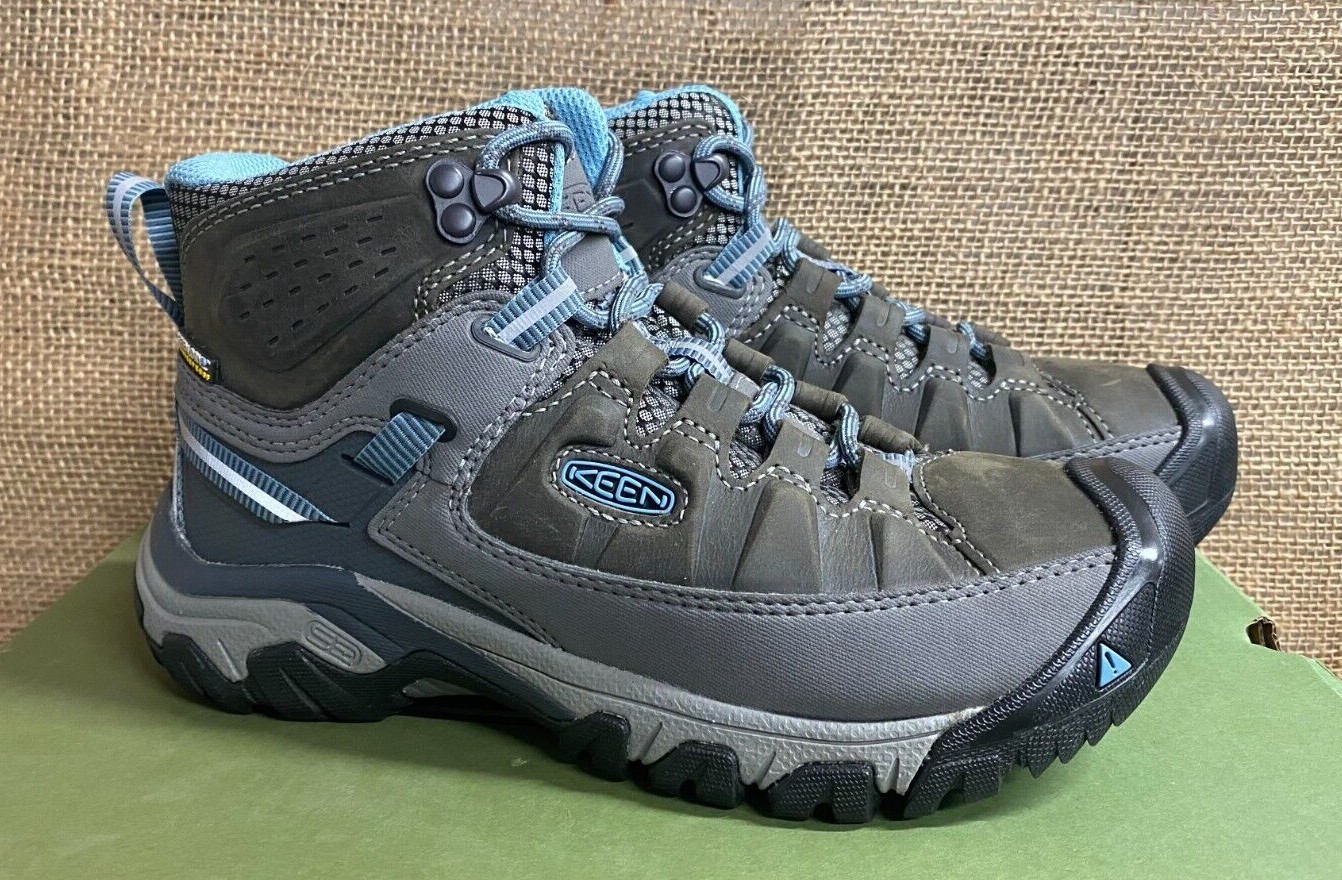 NIB Keen 1026844 Women's Targhee lll Mid Wide Magnet/Atlantic Blue Casual Boot
