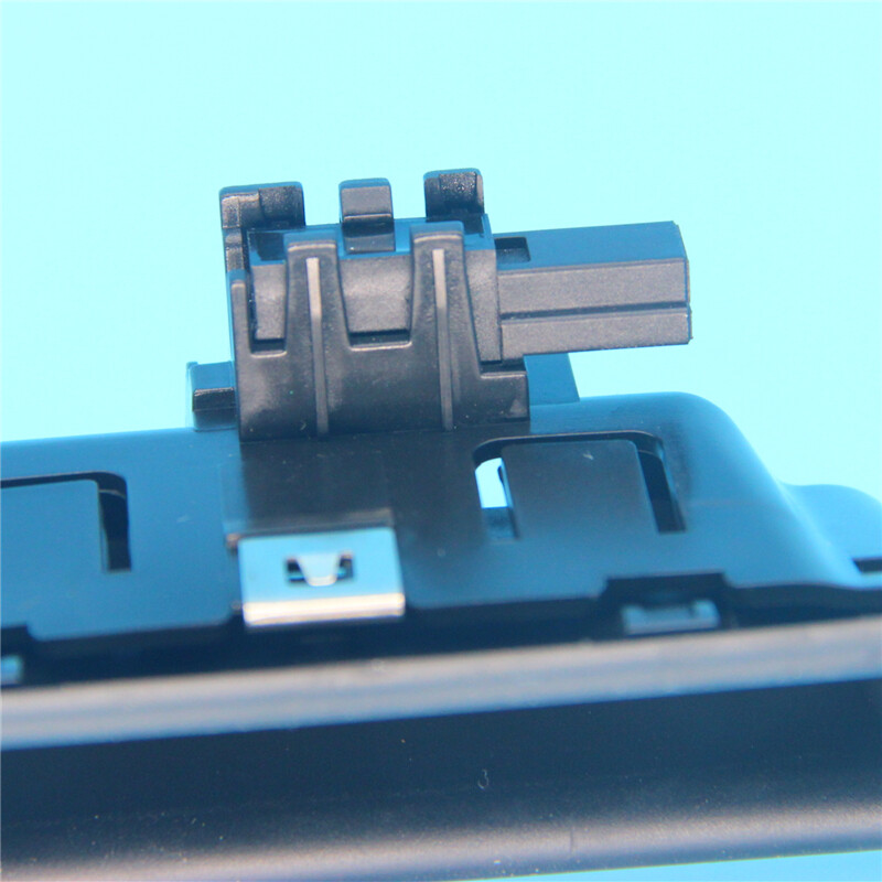 Trunk Lock Handle Push Button 51247118158 for BMW E82 E88 E90 E91 E92 E93 E60