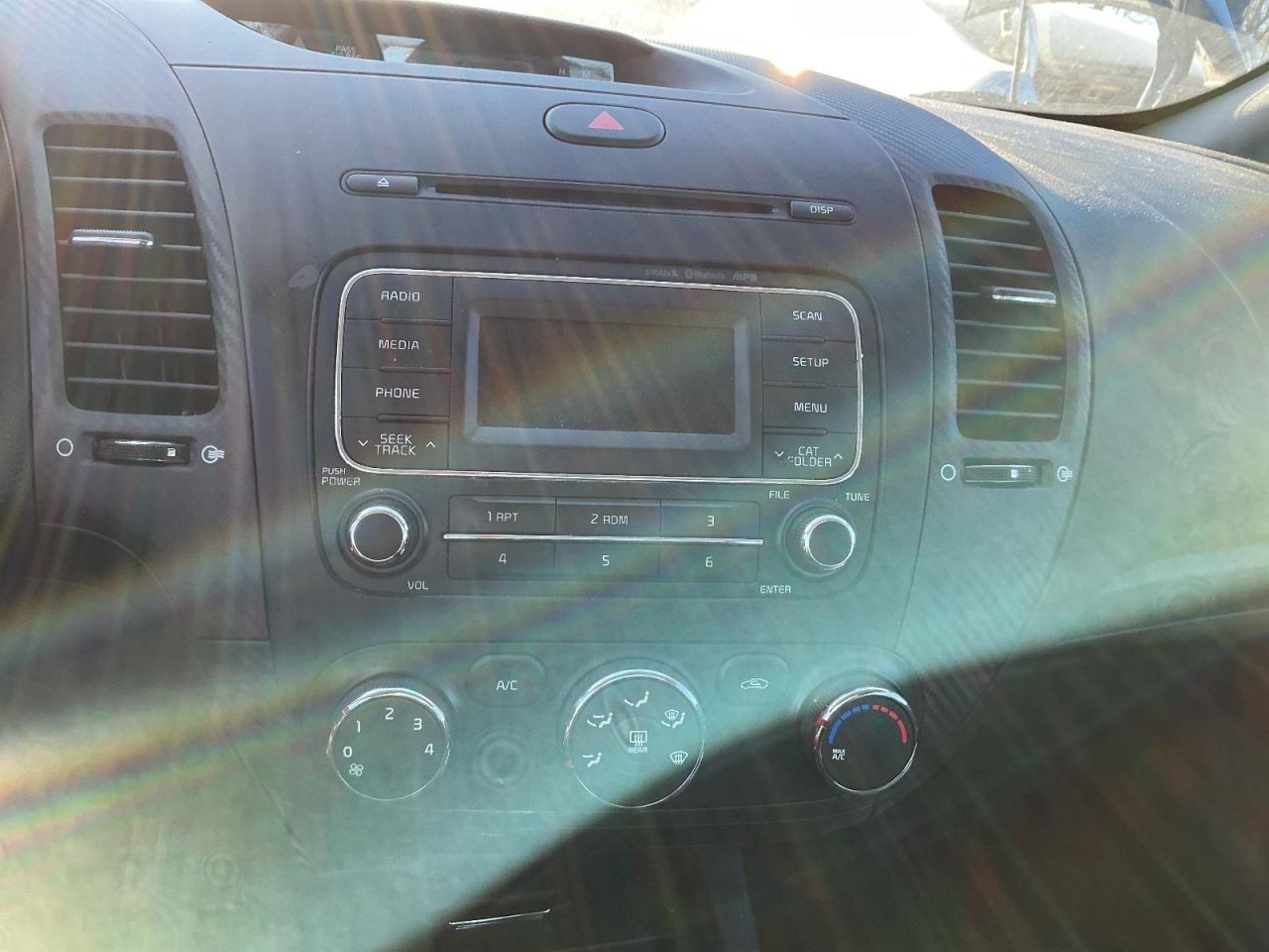 FORTE 2015 Glove Box 4925777