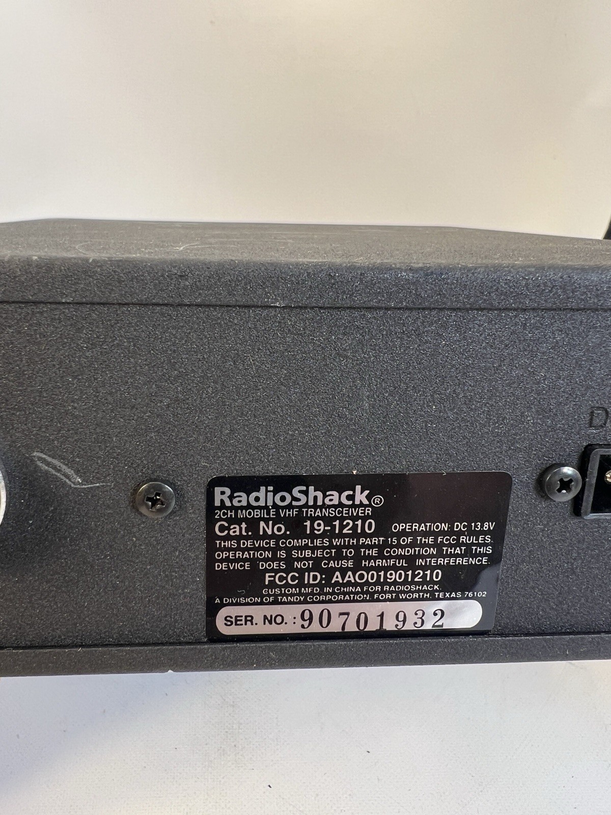 RadioShack 19-1210 2CH Mobile VHF Transceiver w/ Mic Bracket Untested