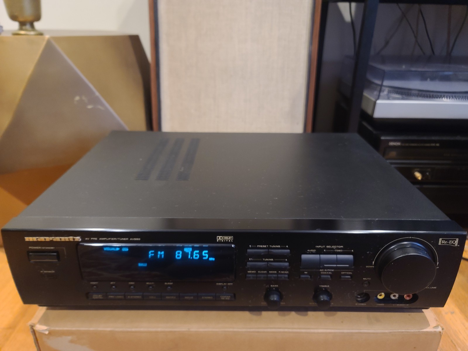 Marantz AV Preamplifier/Tuner AV550 Japan