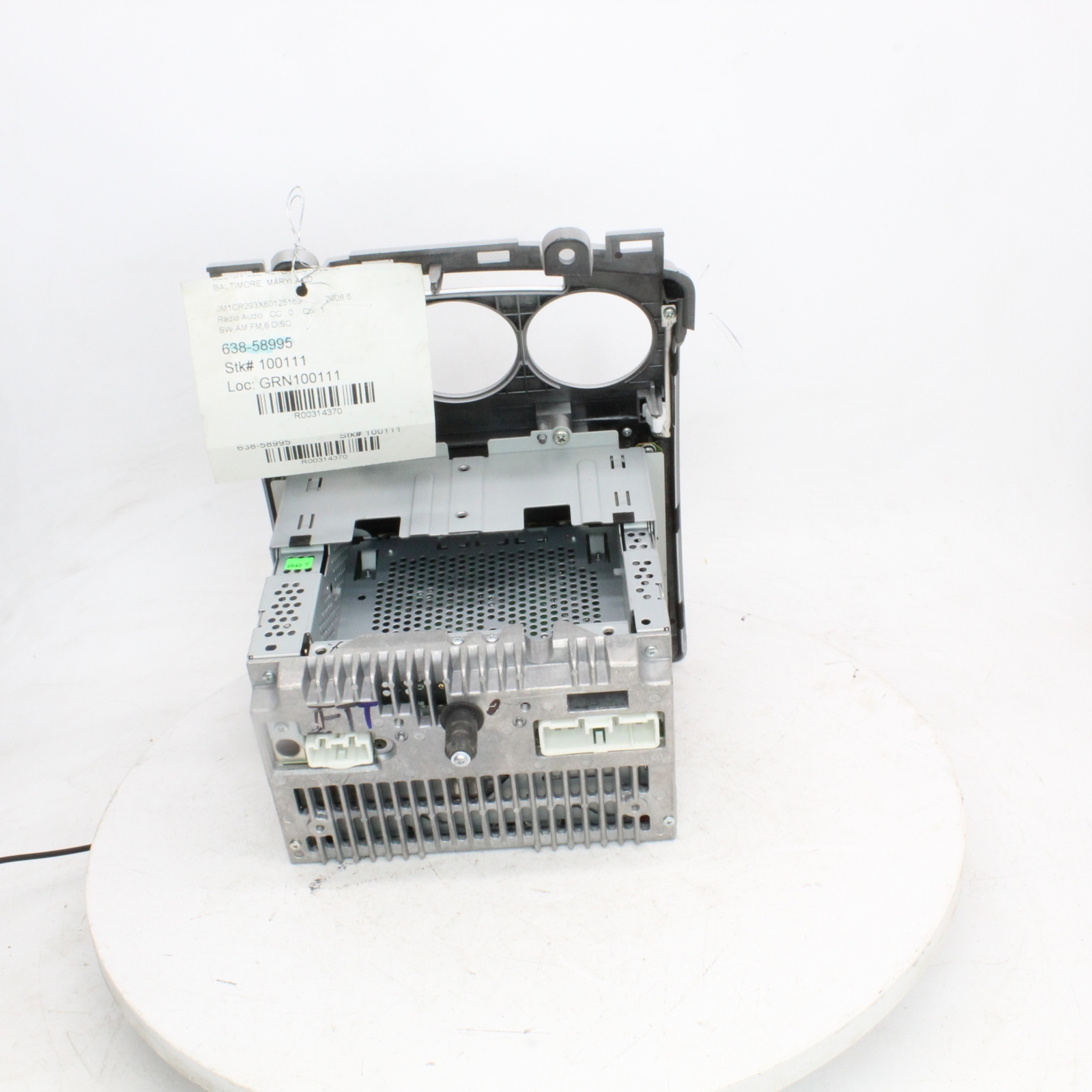 2006 MAZDA MAZDA5 AM,FM,6Disc Radio Part Number - 638-58995 ( Used )