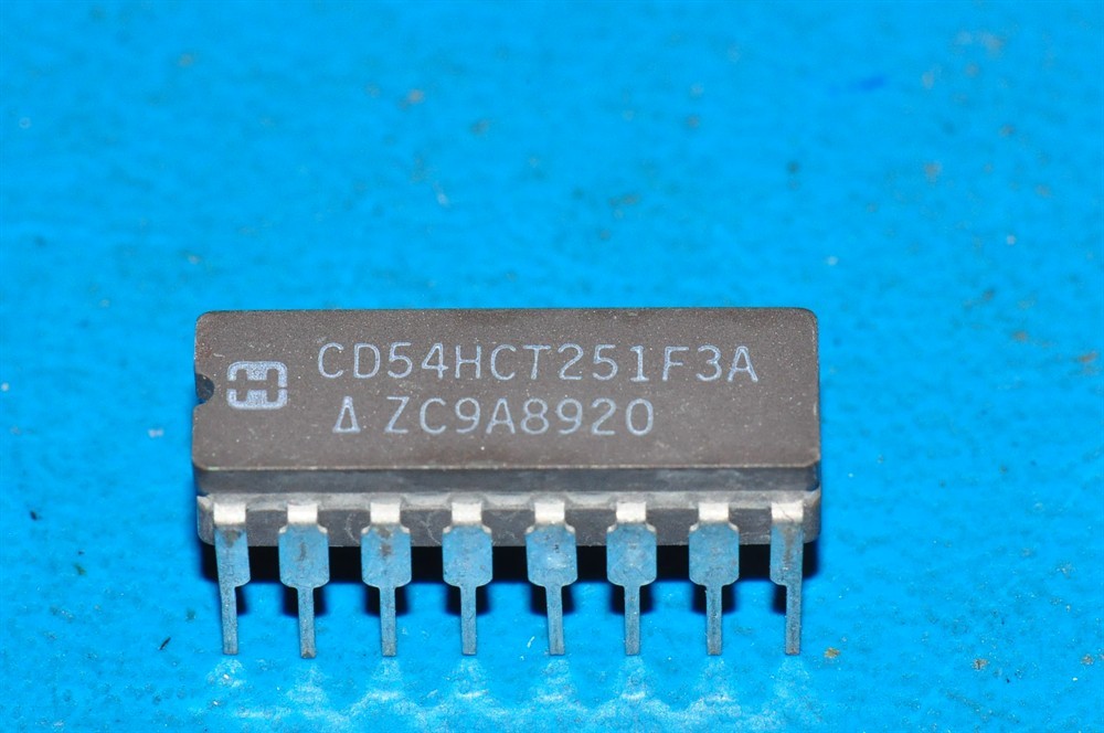 New (2pcs) CD54HCT251F3A HARRIS SEMI IC Logic