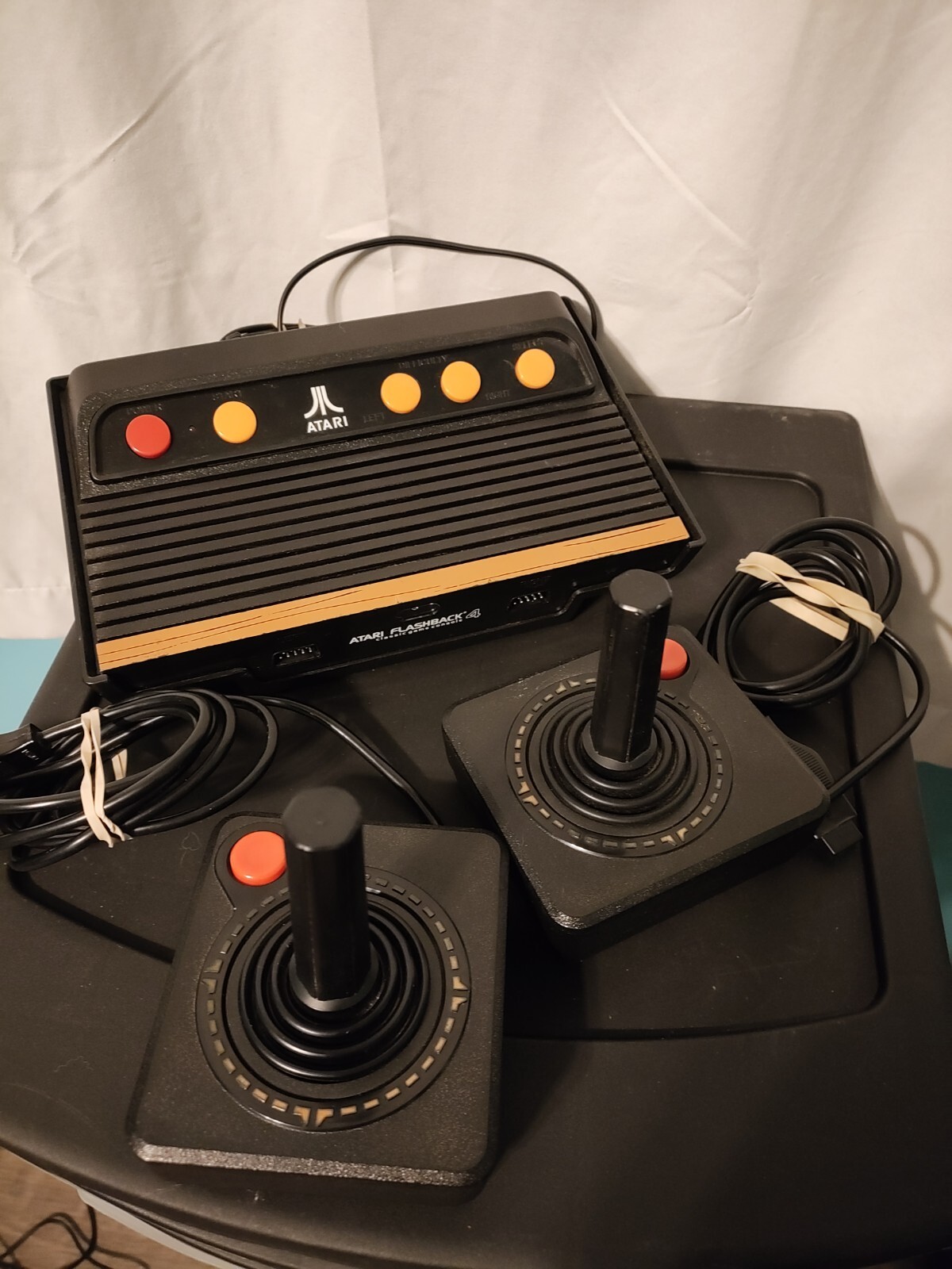 Atari Flashback 4 Classic Game Console-Tested, Working, 2 CX-40 Joysticks