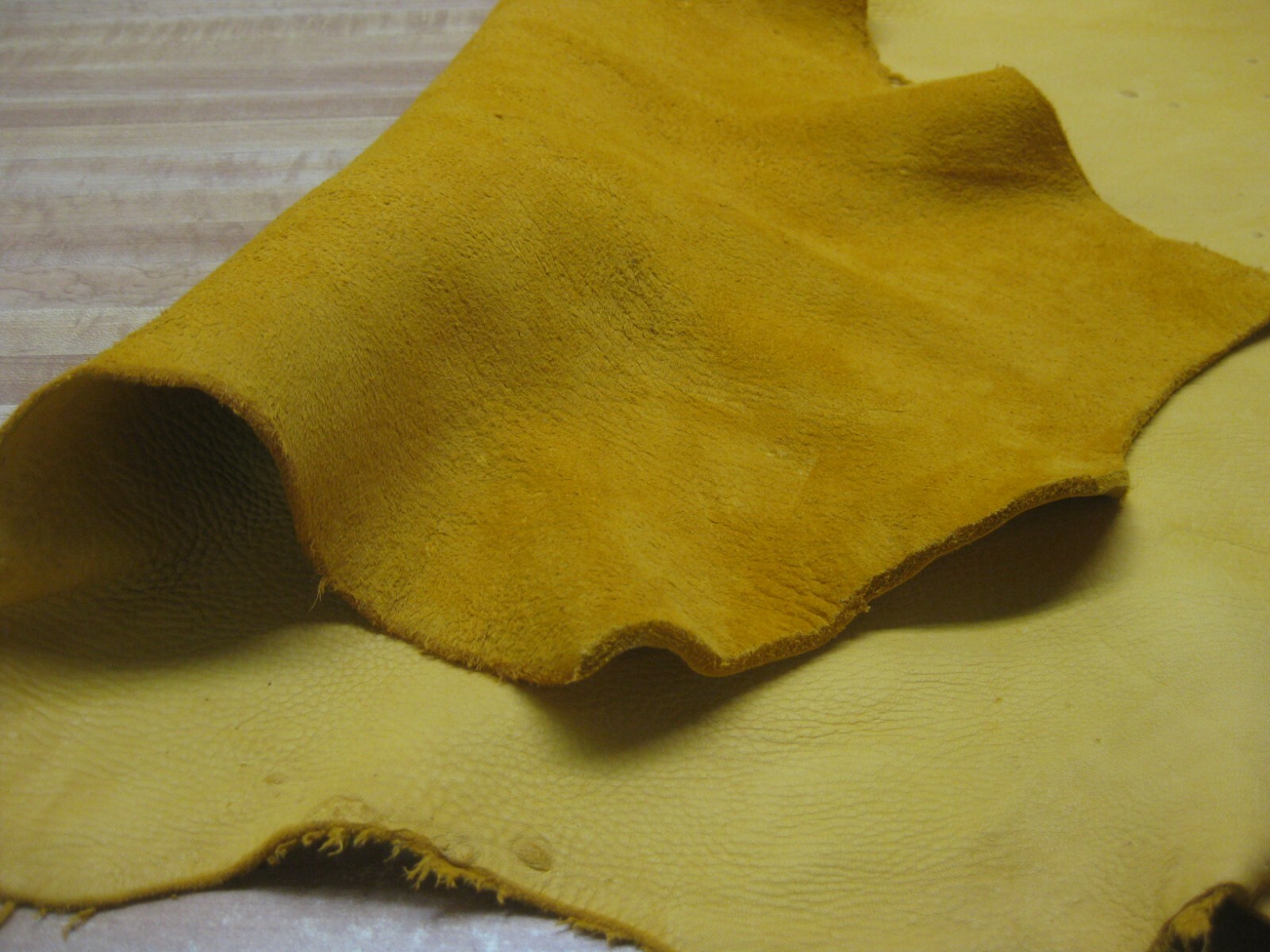 Top Grain Deer Leather - Thick # 0013603 ROW 17