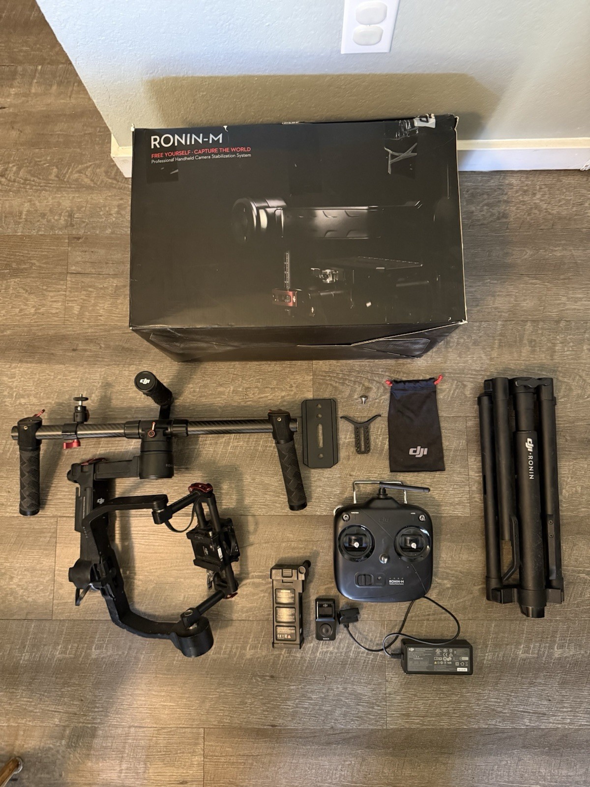 DJI Ronin M 3-axis Handheld Gimbal Stabilizer + Wireless Controllers