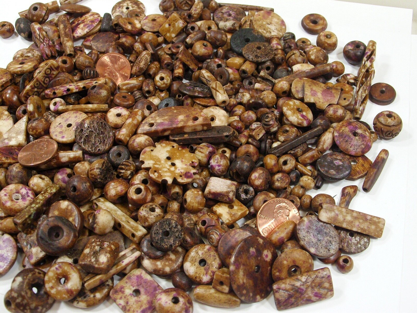 3 Pounds Purple Water Buffalo Bone Beads / Scrap Pieces / Left Overs (M-3) ⭐