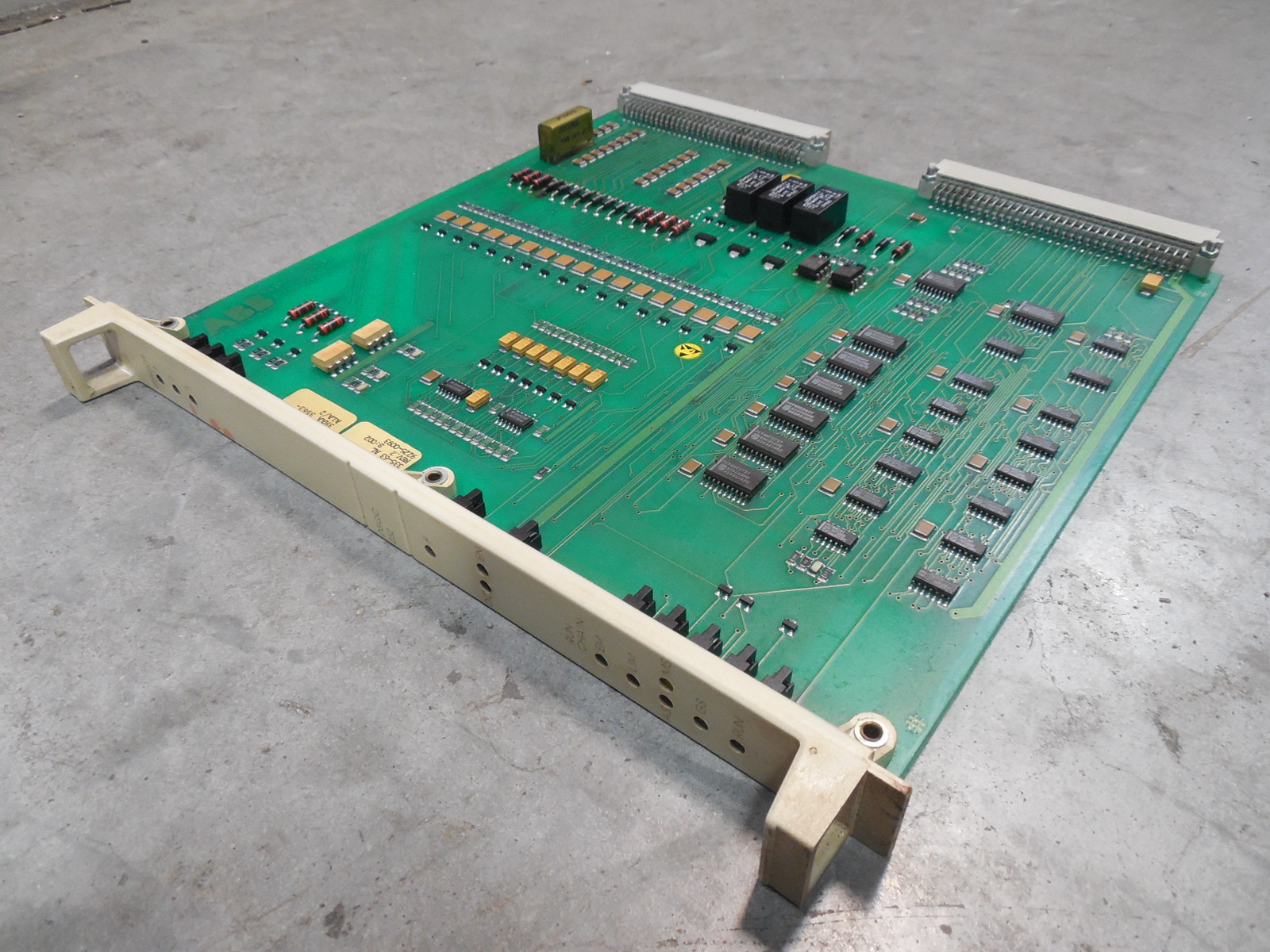 USED ABB DSQC 252 Safety Board 3HAA 3563-ALA/2