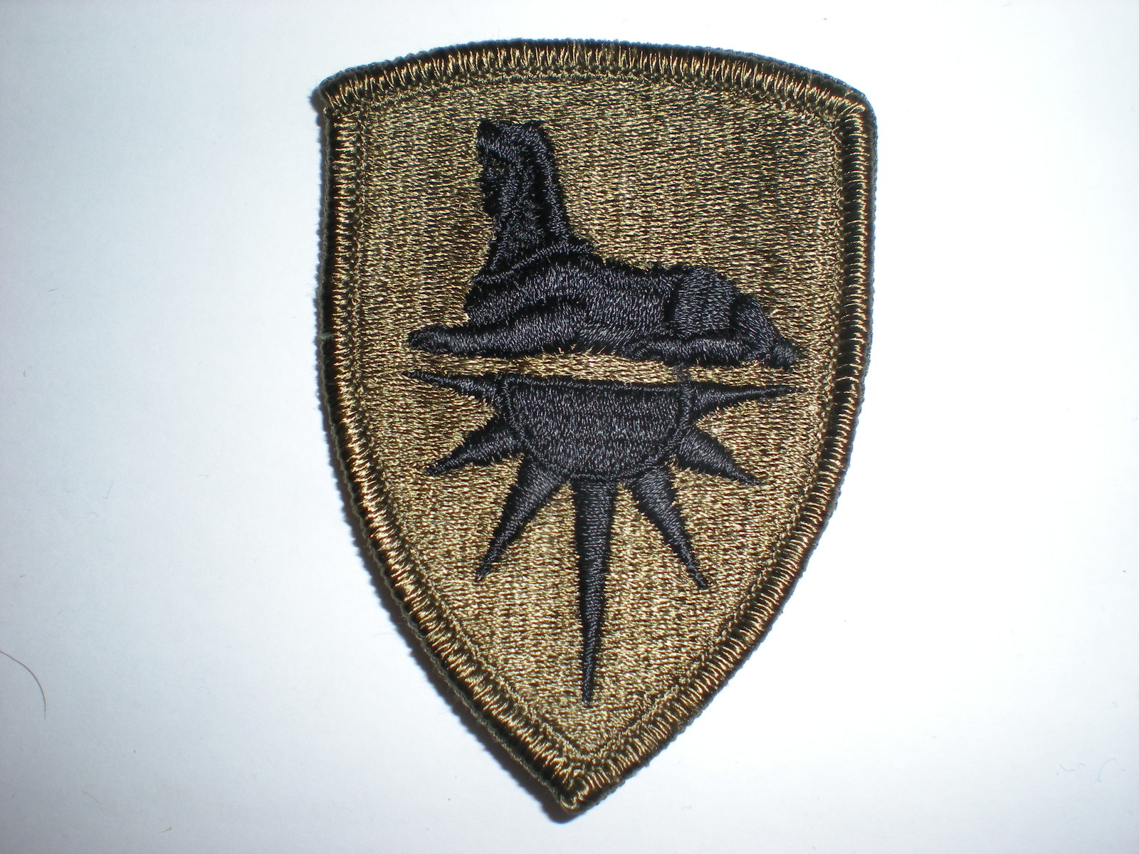 US ARMY INTELLIGENCE COMMAND PATCH - SUBDUED - BDU