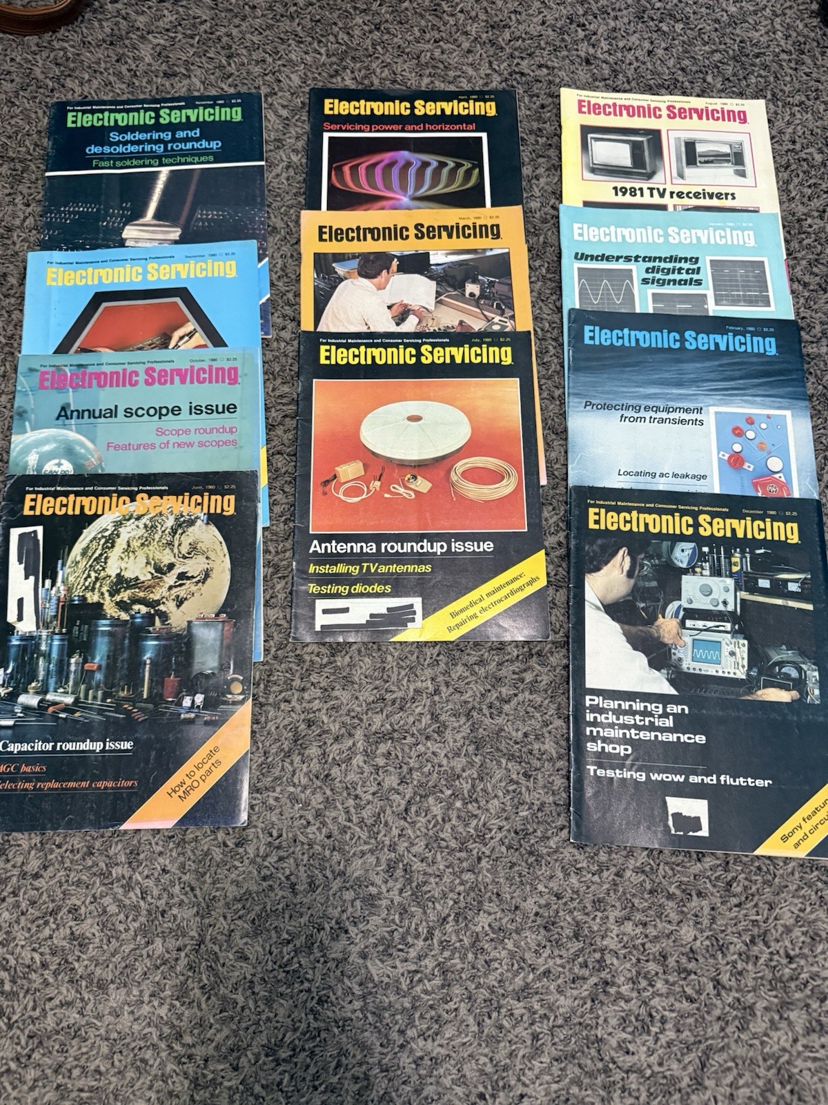 Lot of 11 Vintage Electronic Servicing Magazines 1980-1981 TV Repair Electronics