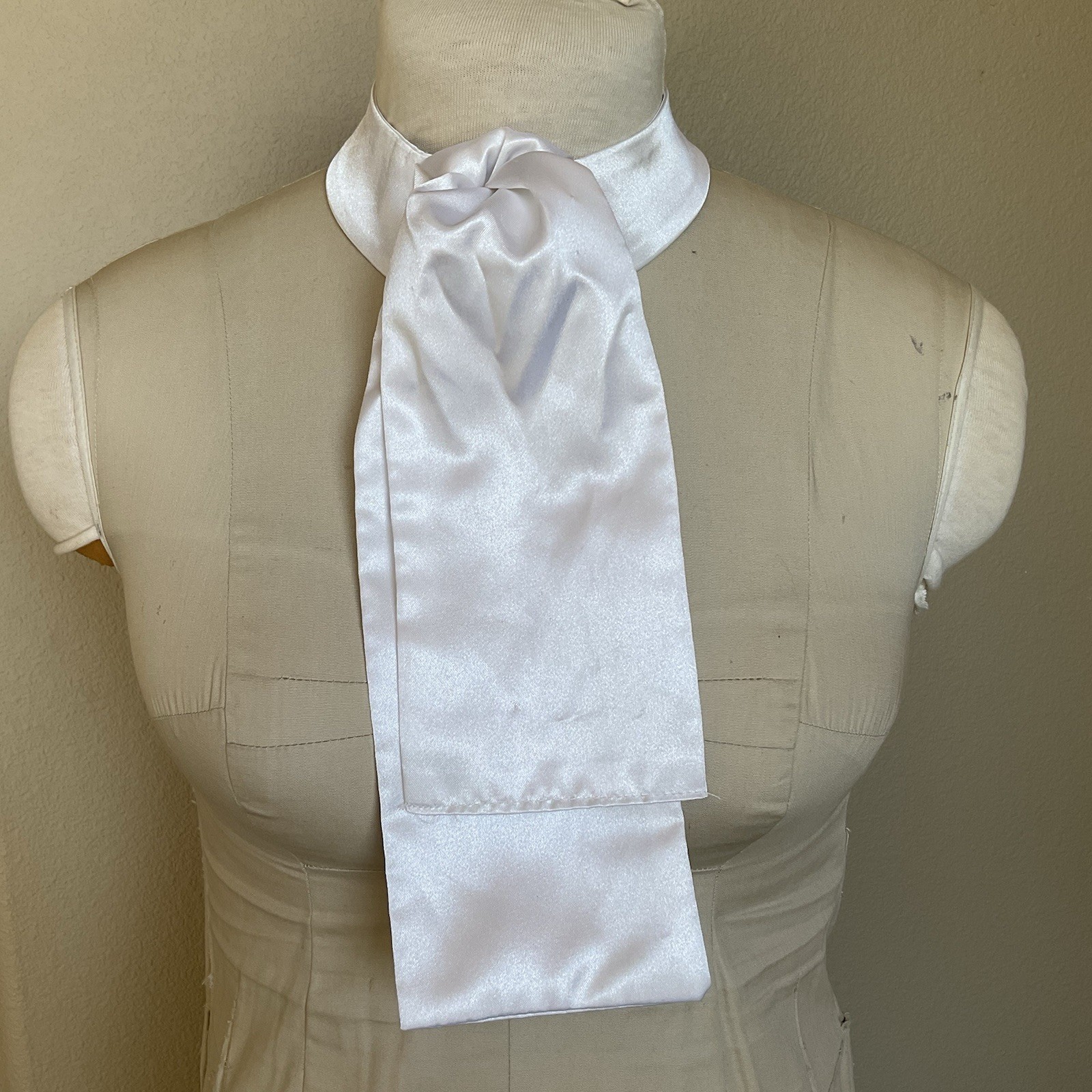 Ovation Set Of 3 Dressage Satin Stock Ties (S,M,L) EQUESTRIAN Jumper Foxhunt Wht