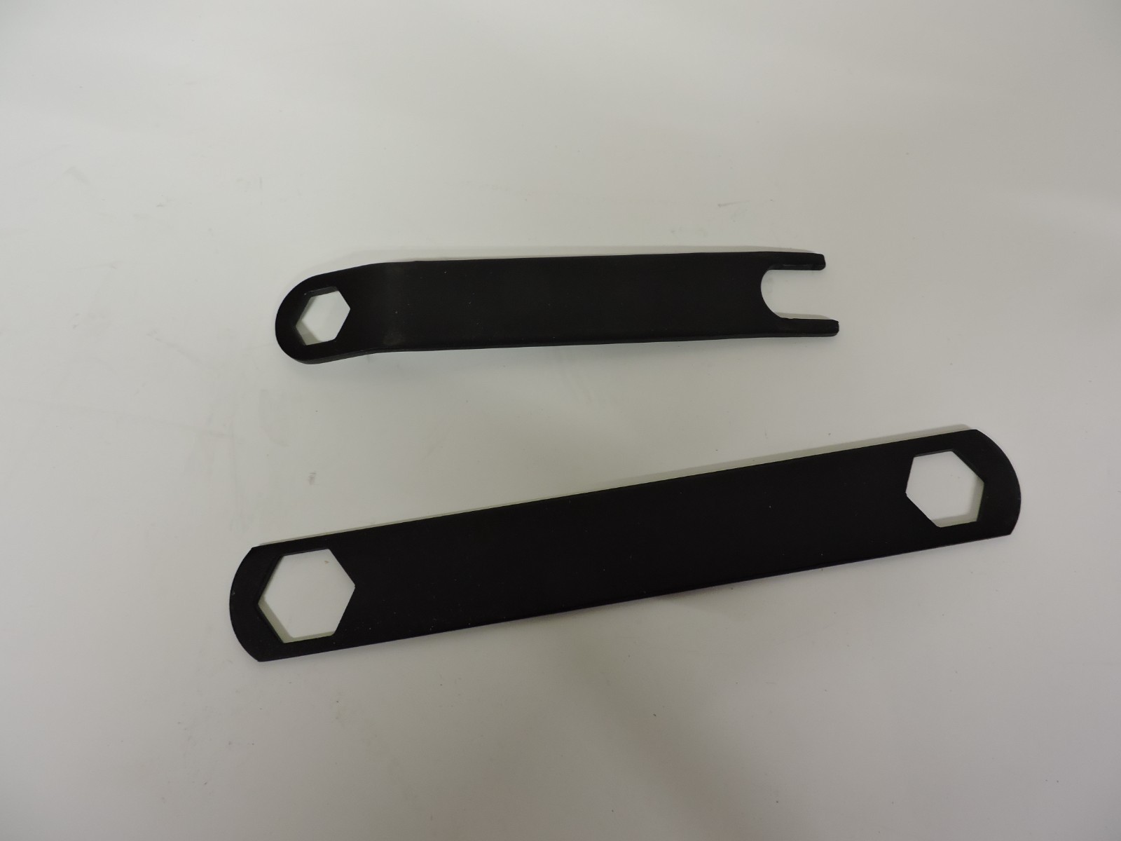 RYOBI BT3000/3100 TABLE SAW BLADE WRENCHES