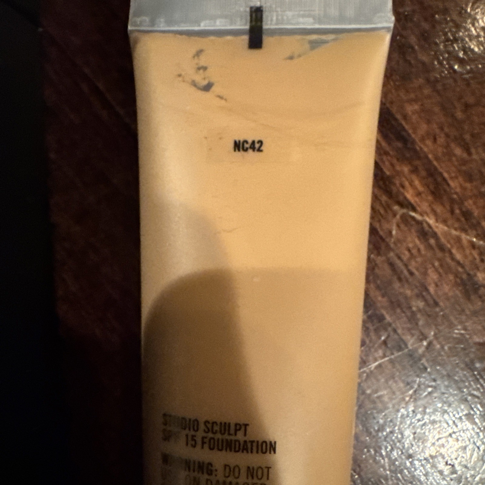 MAC Studio Sculpt SPF 15 Foundation NC42 1.3oz New/Sealed NC 42
