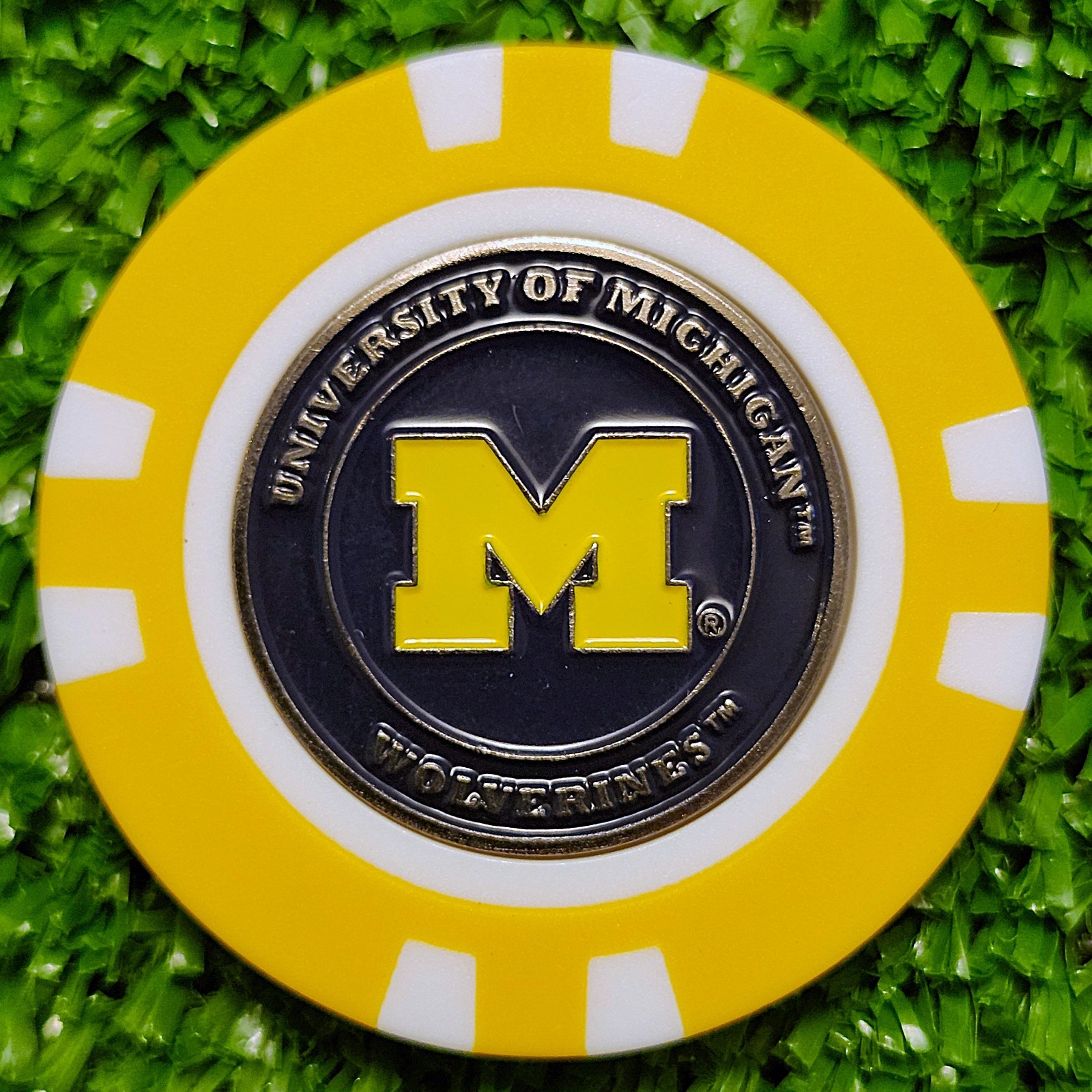Michigan Wolverines Golf Ball Marker Magnetic Poker Chip New
