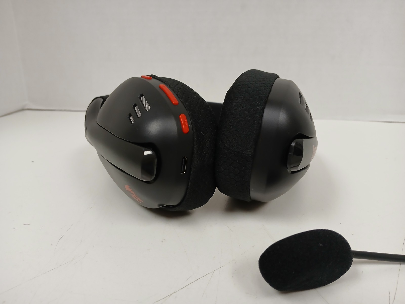 Redragon IRE Pro H848 Wireless Gaming Headset