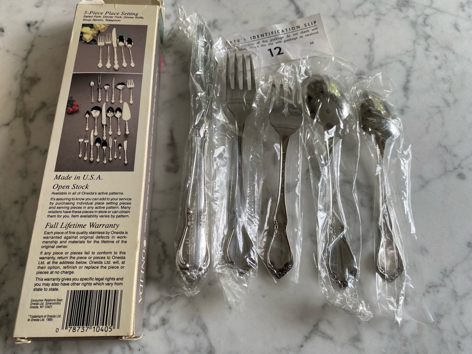 Stainless Oneida flatware 18/8 - Five piece place setting Chateau new old stock