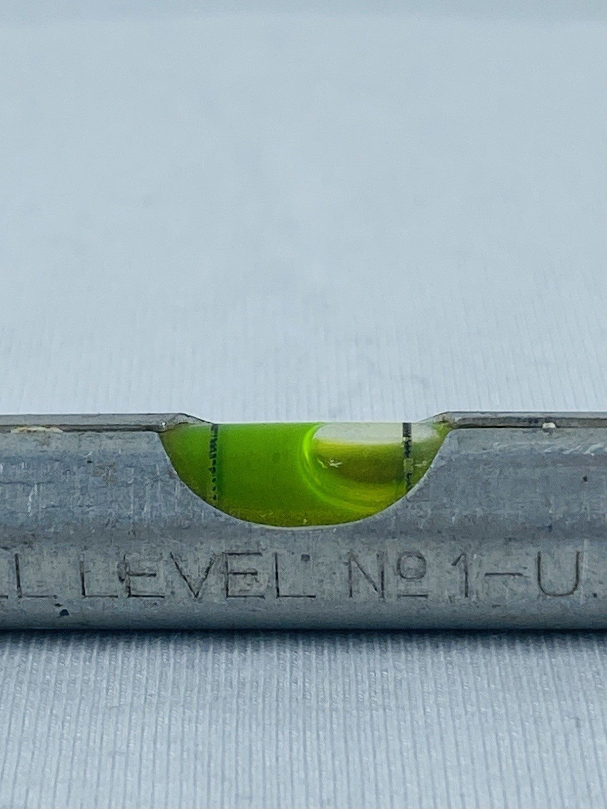 HALL No. 1 Aluminum Single Bubble Line Level