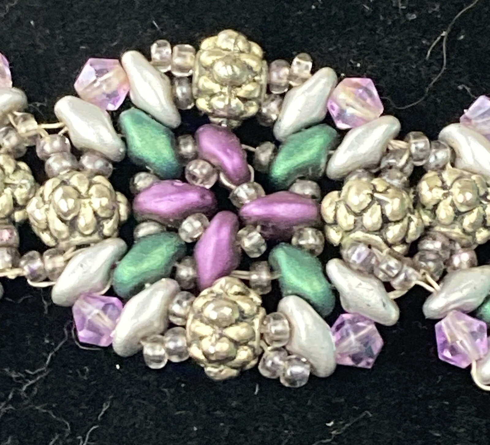 Starflower Handmade Beaded Toggle Bracelet 8.75”