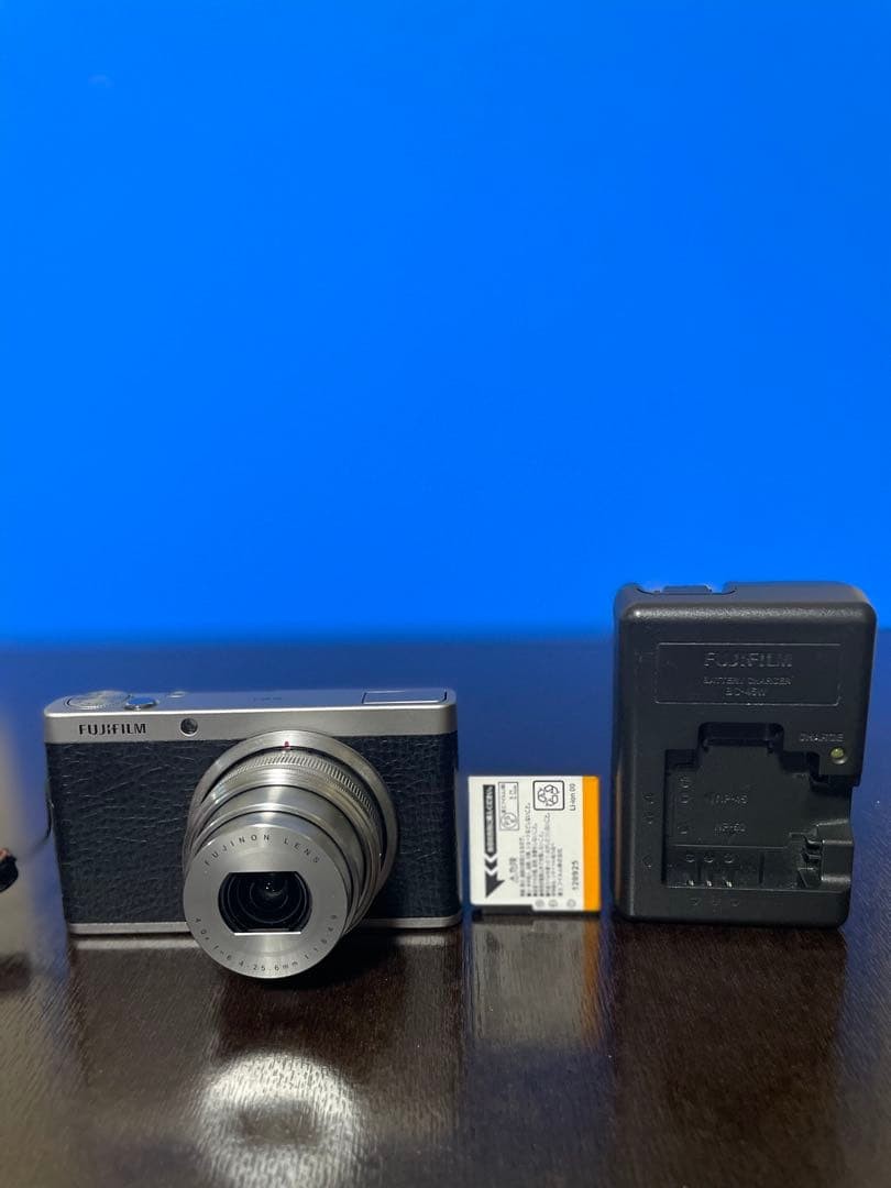 FUJIFILM Compact Digital Camera XF-1 Black