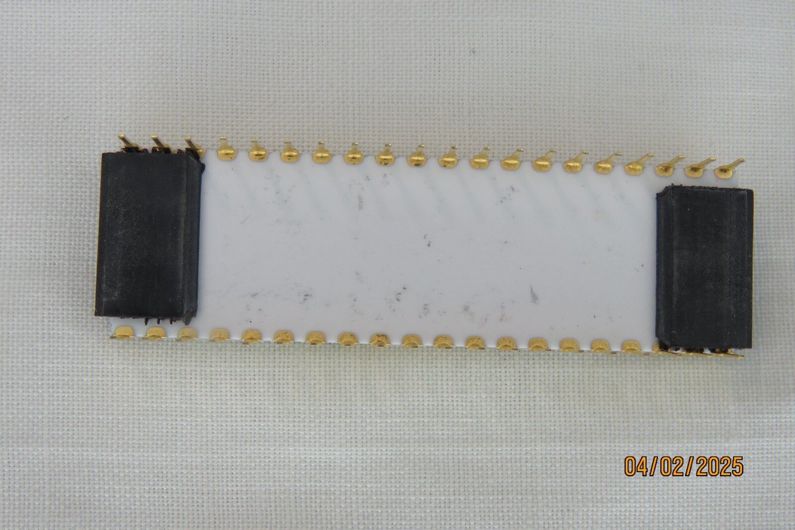NEC D7220D-1 High Performance Display Controller 40-Pin Ceramic and Gold IC