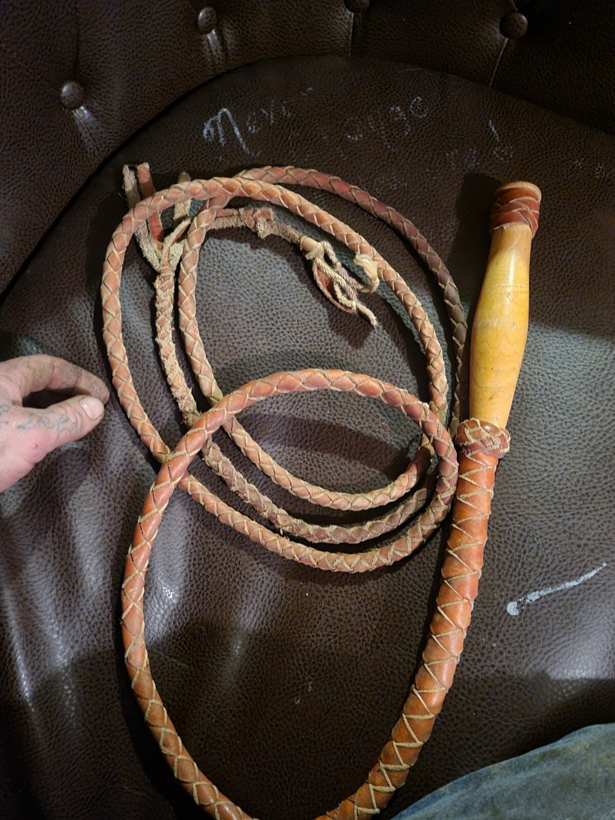Swivel Handle Bull Whip 10 Ft