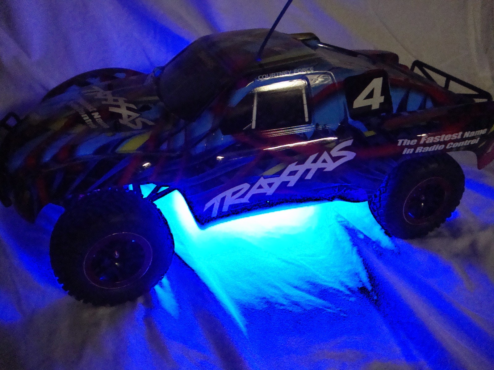 Traxxas Slash 2WD / 4x4, VXL / XL-5 V2 LED underglow kit - BLUE
