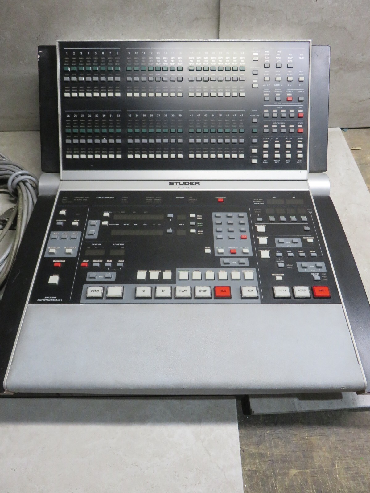 STUDER D 827 MCH and CD PLAYER STUDER D 731