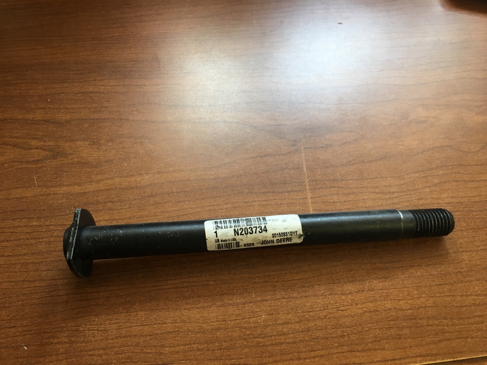 John Deere N203734 Bolt