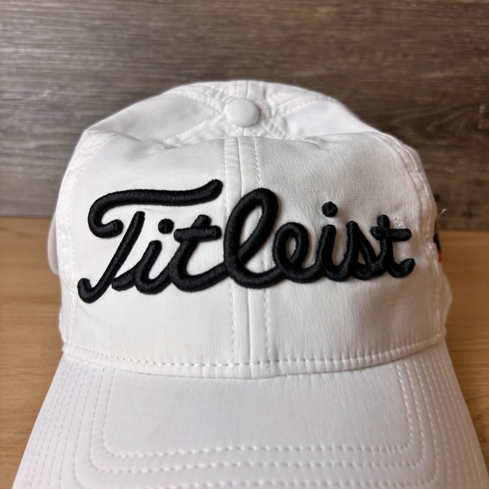 Titleist Hat Strap Back White Golf Embroidered Script Sterling Silver Meats