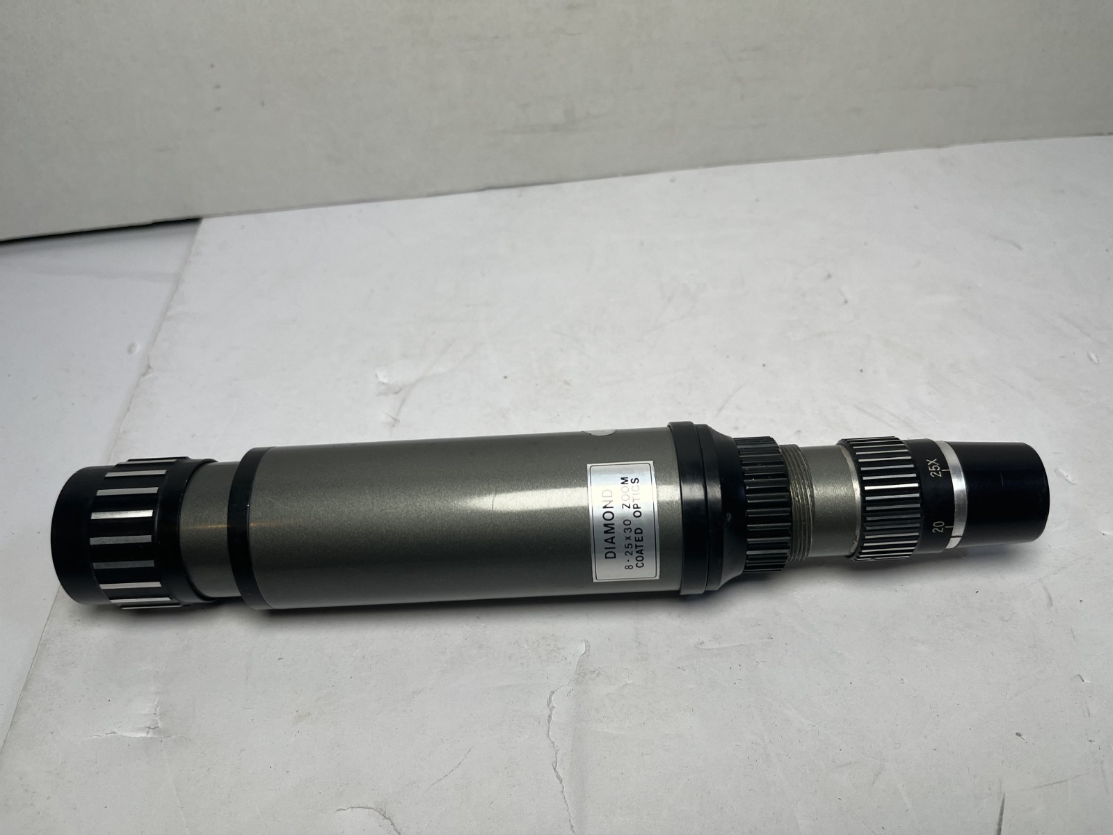 Diamond Monocular 8-25x30 Zoom Coated Optics